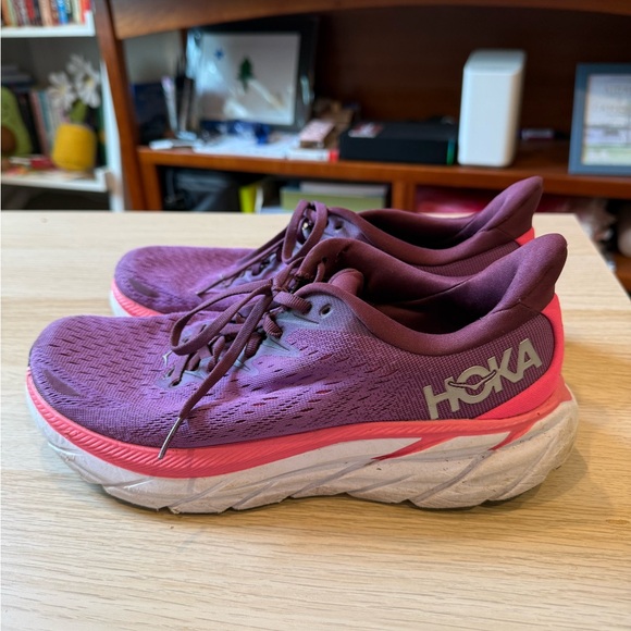 Hoka Shoes - HOKA Women's Clifton 8 Running Shoes